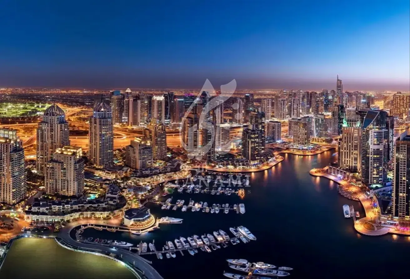 APARTMENT FOR SALE IN MARINA SHORES, MARINA PROMENADE