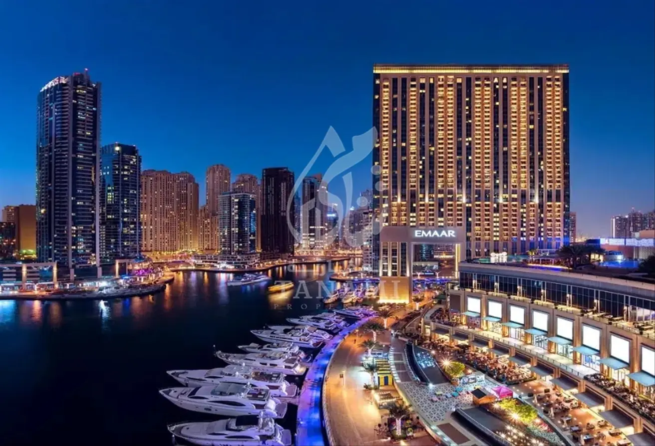 APARTMENT FOR SALE IN MARINA SHORES, MARINA PROMENADE