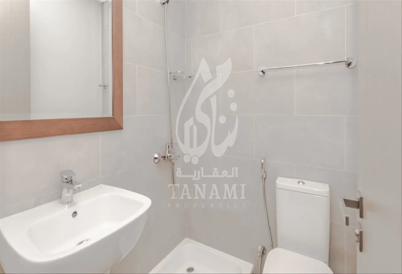 APARTMENT FOR SALE IN CREEK RISE, CREEK RISE TOWER 1