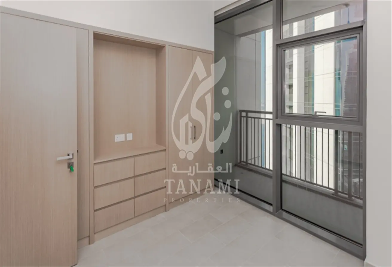 APARTMENT FOR SALE IN CREEK RISE, CREEK RISE TOWER 1